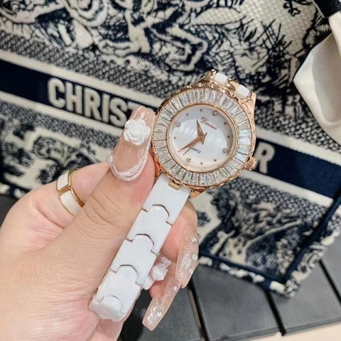 Damen Mode Quarzuhr Wasserdicht Keramikarmband Strass Lünette Perlmutt Zifferblatt Elegante Luxus Damen Armbanduhr