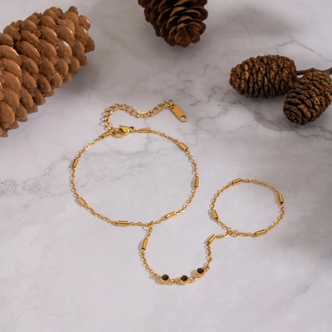 Minimalist Stainless Steel 18K Gold Plated Hand Chain Slave Bracelet With Black Zircon Finger Ring Accessory