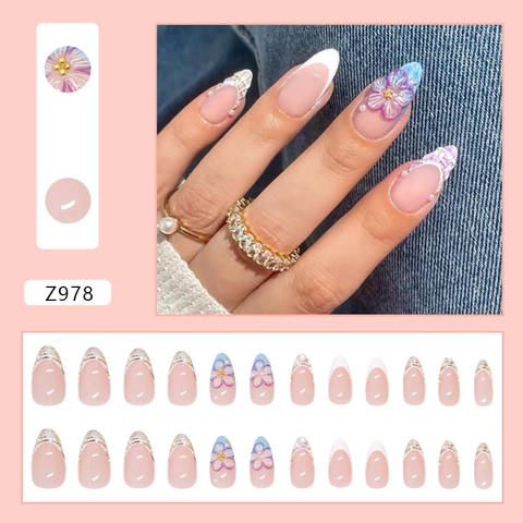 Press On Nails 3D Relief Flower Artificial Pearl Decoration Almond Shape French Tip Elegant Artificial False Nails For Women