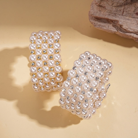 Baroque Multilayer Imitation Artificial Pearl Bangle Bracelet With Rhinestones Iron Metal Spiral Open Cuff Elegant Jewelry For Women