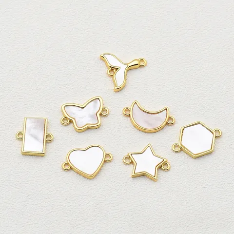 Connettori Gioielli DIY Rame Placcato Oro 18K Conchiglia Naturale Cuore Farfalla Stella Luna Forme Eleganti Per Bracciali