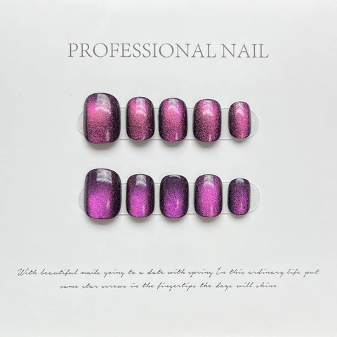Purple Laser Cat Eye Press On Nails Handmade Short Square Round Magnetic Shimmer Luxury Artificial Fingernails