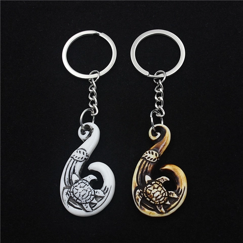 Porte-clés Tortue de Mer Hameçon Style Maori Vintage en Résine Imitation Os Sculpté Anneau de Clé Animal Pendentif de Sac Mode pour Hommes Femmes Bijoux Cadeau