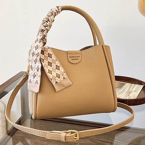 Bolso De Cubo Para Mujer De Cuero PU Con Decoración De Pañuelo De Satén Bolso De Hombro Para Uso Diario Moda Elegante