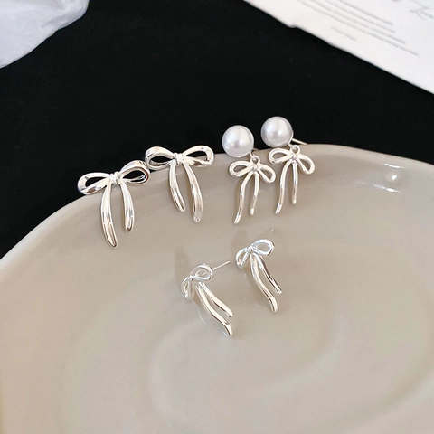 Bowknot Stud Earrings With 925 Sterling Silver Earring Post And Imitation Artificial Pearl Elegant Niche Minimalist Commuting Women