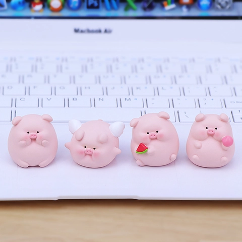 Cute Pink Pig Resin Miniatures Cartoon Desktop Ornaments For Car Dashboard Home Office Decor Lovely Animal Gift