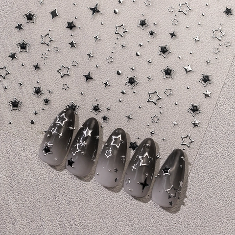 Autocollants À Ongles Étoiles Argentées Métalliques Auto-Adhésifs Style Sombre Y2K Décoration De Manucure DIY Pour Femmes