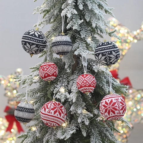 Gestrickte Weihnachtsbaumkugeln Ornamente Schneeflockenmuster Nordischer Stil Hängende Dekorationen Schaumstoffkern Festlich