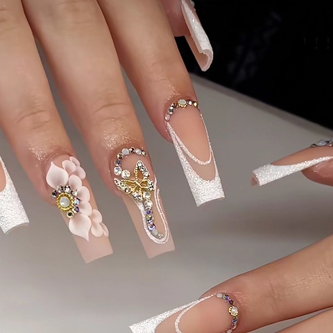 Unghie Finte Lunghe Coffin Con Fiori Farfalla Dorata E Strass Rosa Nude Bianco French Luxury Unghie Artificiali