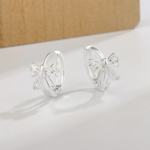 Orecchini A Cerchio In Rame A Forma Di Fiocco Con Zirconia Scintillante E Perno In Argento Per Donna Gioielli Eleganti