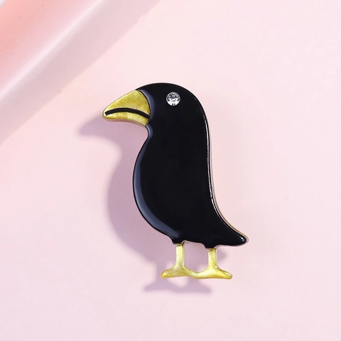 Fashion Cartoon Animal Crow Raven Brooch Acrylic Lacquered Style Rhinestone Eye Pin For Women Men Clothing Accessories