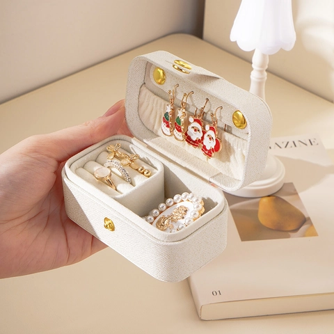 Mini Boîte à Bijoux de Voyage Portable en Cuir PU Organisateur de Bijoux pour Bagues Boucles d'Oreilles Sac de Rangement Cadeau Pour Femmes