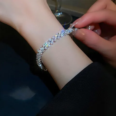 Bracciale Tennis Splendente In Zirconia Cubica Rame Placcato Oro Bianco Braccialetto Con Fibbia Gioielli Di Lusso Eleganti Donna
