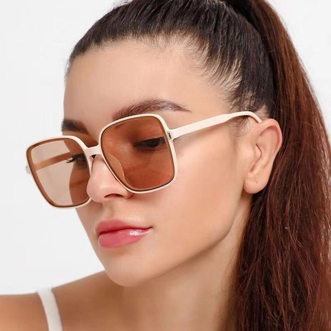 Occhiali Da Sole Quadrati Oversize Moda Di Tendenza Montatura PC Lenti AC Protezione UV400 Retro Grandi Per Donna