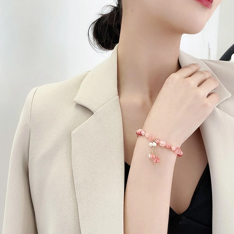 Bracciale Di Künstliche Perle Di Cristallo Color Caramello Dolce Con Ciondolo Di Perla Artificial Lega Gioielli Mano Elastici Per Donna