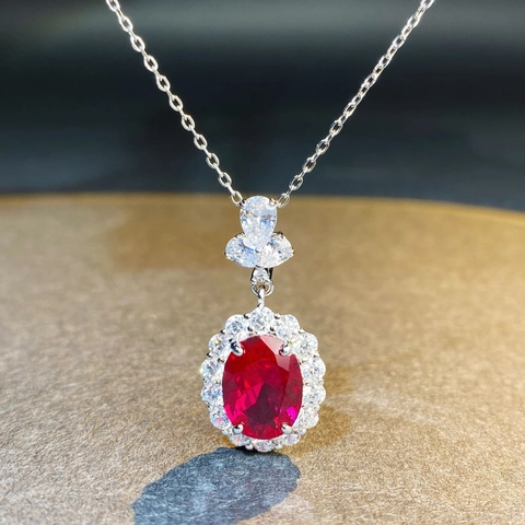 925 Sterling Silver Oval Red Corundum Pendant Necklace Elegant Rhinestone Halo Design Fine Jewelry For Women Wedding Gift
