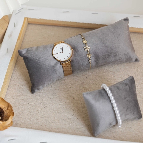 Jewelry Display Pillow Watch Cushion Velvet Faux Leather Bracelet Holder Organizer Soft Bangle Showcase Counter Prop