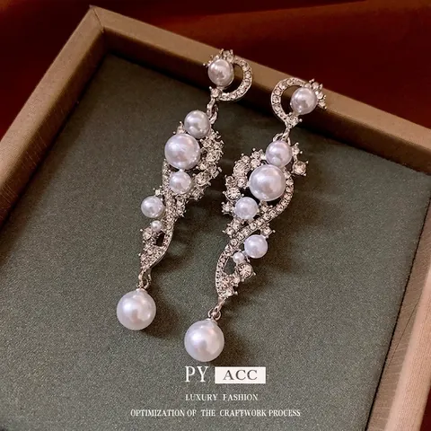 Pendientes Largos Borla Retro Aleación Imitación Perla Artificial Diamante Imitación Elegante Con Poste Plata Ley 925 Mujeres