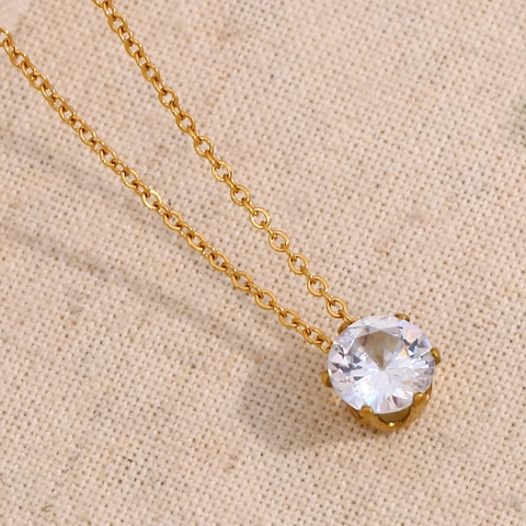 Mode Roestvrij Staal Kroon Hanger Ketting Voor Vrouwen Elegant Wit Zirconia Ingelegd Verguld Schakelketting Dagelijks Sieraden