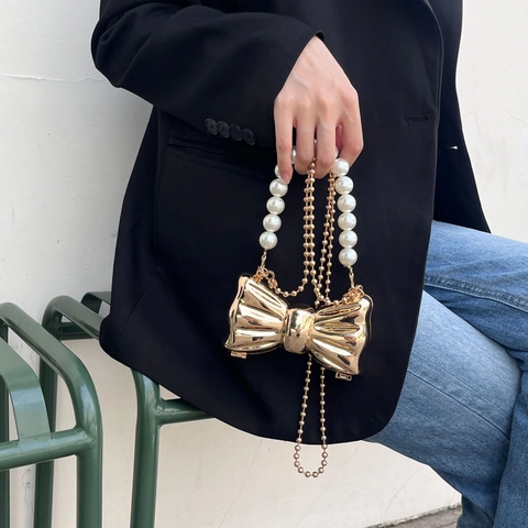Mini Bowknot Shape Metal Evening Bag With Artificial Pearl Handle And Chain Strap Fashion Crossbody Clutch For Women