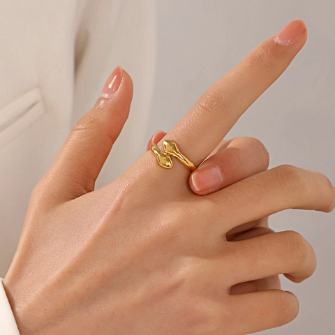 Anello Aperto Serpente Doppia Testa Acciaio Inossidabile Placcato Oro 18K Regolabile Gioielli Minimalisti Per Donna