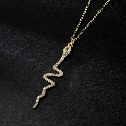 Collana Con Ciondolo A Cuore E Serpente Rame Placcato Oro 18K Zircone Strass Lucido Animale Gioielli Da Donna