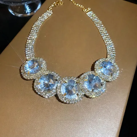 Collana Di Lusso Scintillante Con Strass Rotondi Girocollo In Rame Moda Catena Di Clavicole Gioielli Da Donna Tono Oro