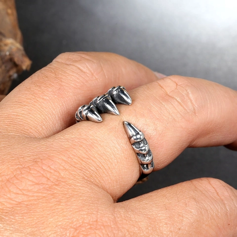 Gothic Dragon Claw Adjustable Ring Stainless Steel Retro Punk Eagle Talon Open Finger Jewelry For Men Women