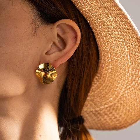 Boucles D'Oreilles Rondes Ondulées Irrégulières Acier Inoxydable Plaqué Or 18 Carats Plissé Minimaliste Mode Pour Femmes