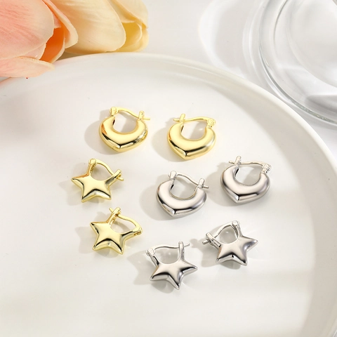 Minimalistische Hohlstern Herz Creolen Kupfer 18K Vergoldet Glatt Glänzend Modeschmuck Für Damen