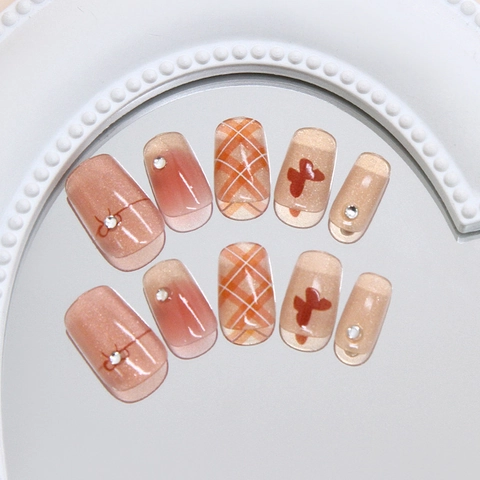 Short Square Round Press On Nails Handmade Cat Eye Butterfly Bow Rhinestone Plaid Design Manicure For Women