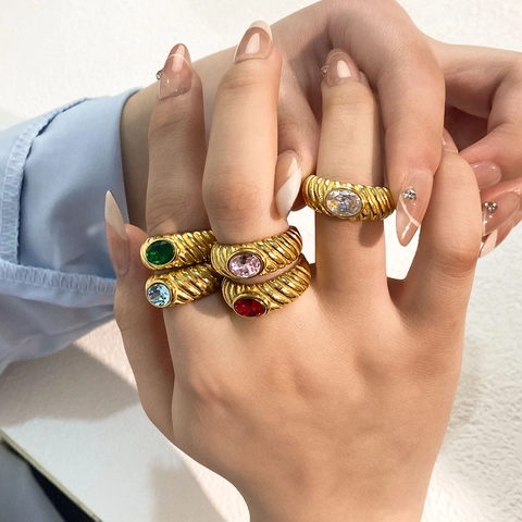 Vintage Edelstahl Ring 18K Vergoldet Ovaler Zirkonia Spiraltextur Verstellbarer Offener Finger Schmuck Für Frauen