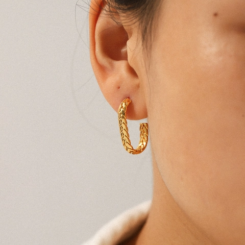 C-Shaped Hoop Earrings 18K Gold Plated Stainless Steel Braided Twisted Texture Minimalism Jewelry Gift For Women