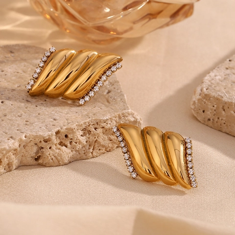 Elegante Engelsflügel Edelstahl Ohrstecker Mit 18K Goldbeschichtung Strass Wellenmuster Schmuck Für Damen Geschenk