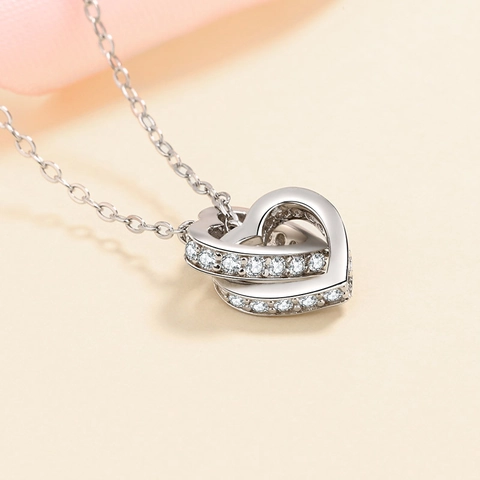 925 Sterling Silver Interlocking Hearts Pendant Necklace For Women Elegant Moissanite Zirconia Chain Necklace Jewelry Gift