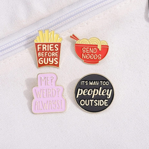 Broche de Aleación de Esmalte Creativo Dibujos Animados Patatas Fritas Tazón De Fideos Eslogan Divertito Insignia