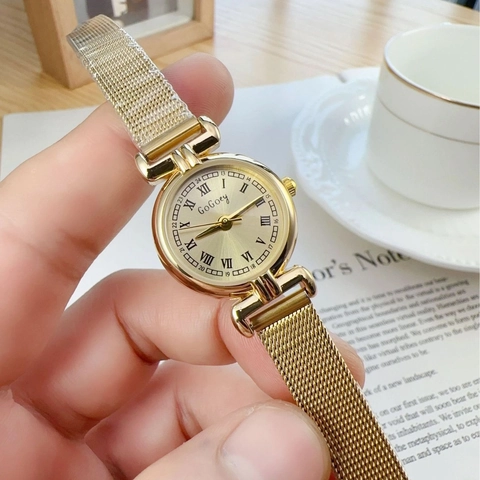 Womens Quartz Watch Retro Elegant Round Dial Roman Numerals Alloy Case Faux Leather Metal Mesh Strap Wristwatch