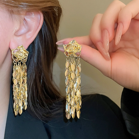 Alloy Rose Flower And Leaf Long Tassel Drop Earrings With Silver Earring Post Elegant Vintage Fashion For Women