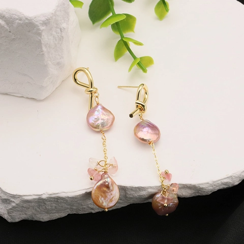Boucles D'oreilles Pendantes Künstliche Perles Baroques Roses Design Nœud Rétro Français Plaqué Or 18K Pour Femmes