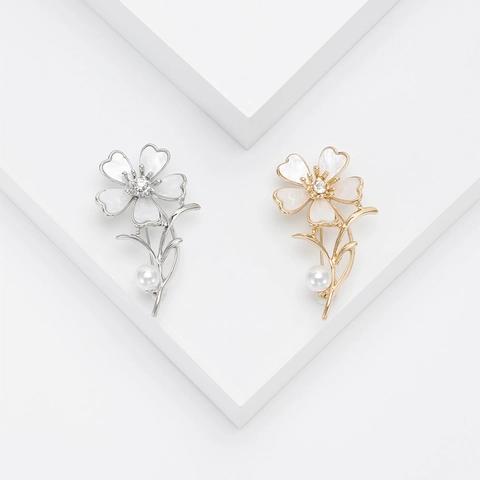 Broche de Flor de Aleación Esmaltada Elegante Con Perla Artificial de Imitación y Strass Incrustado Alfiler de Ramillete para Boda