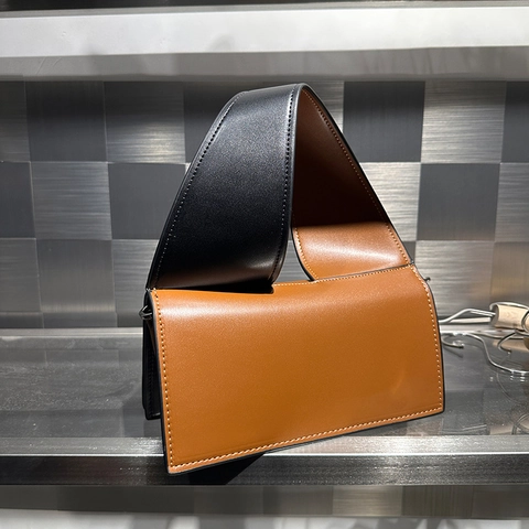 Trendy Women Color Block Shoulder Crossbody Bag PU Leather Minimalist Small Square Handbag With Wide Strap Magnetic Closure