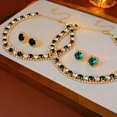 Luxury Round Geometric Rhinestone Necklace And Earrings Jewelry Set Copper Retro Fashion For Women Sparkling