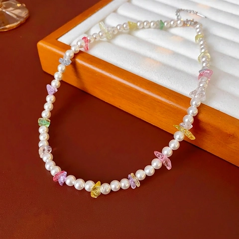 Schlüsselbein-Halskette Mit Weißen Künstliche Perlenimitationen Und Bunten Steinen Damen Frischer Süßer Französischer Stil Schmuck