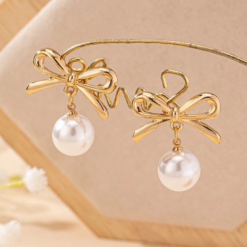 French Elegant Bow Knot Artificial Pearl Drop Earrings For Women Gold Plated Zinc Alloy Ribbon Stud Earrings Fashion Jewelry