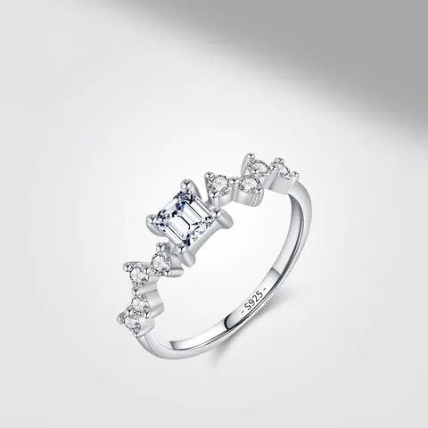 925 Sterling Silber Ring Für Damen Smaragdschliff Rechteckiger Zirkon Geometrisches Band Luxusschmuck Geschenk