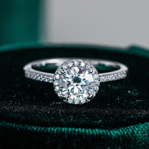 925 Sterling Silver Moissanite Ring For Women Round Cut Halo Engagement Ring Luxurious Jewelry With GRA Certificate