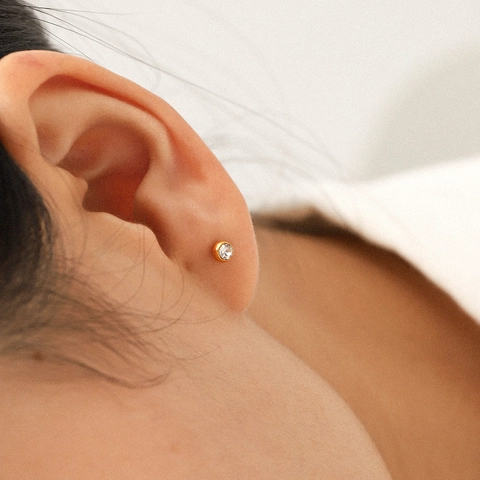 Orecchini A Lobo In Acciaio Inossidabile Con Zirconi Placcati In Oro Gioielli Ipoallergenici Per Donna