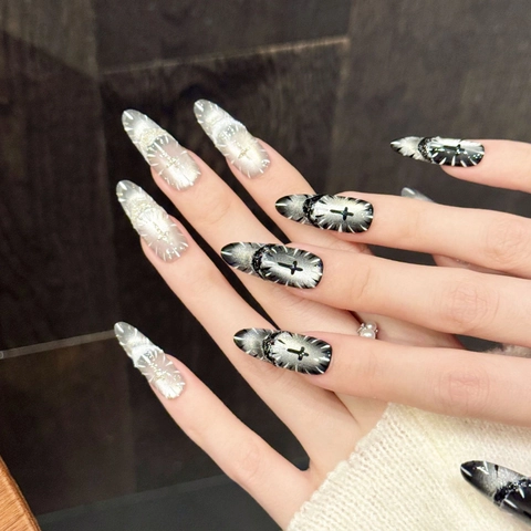 Unghie Finte Press On Sfumatura Argento Nero Croce Gotica Occhio Di Gatto Glitter Fatte A Mano Forma Mandorla Lunga