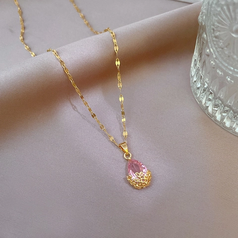 Collana Con Catena In Acciaio Al Titanio E Pendente A Goccia In Cristallo Rosa In Rame Con Base A Fiore Cava
