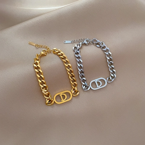 Pulsera De Cadena De Acero Inoxidable Minimalista Con Colgante De Letra D Ovalado Eslabón Cubano Retro Para Mujer